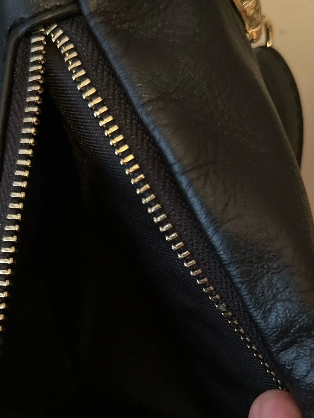 L Credi Leather bag - Picture 8 of 16